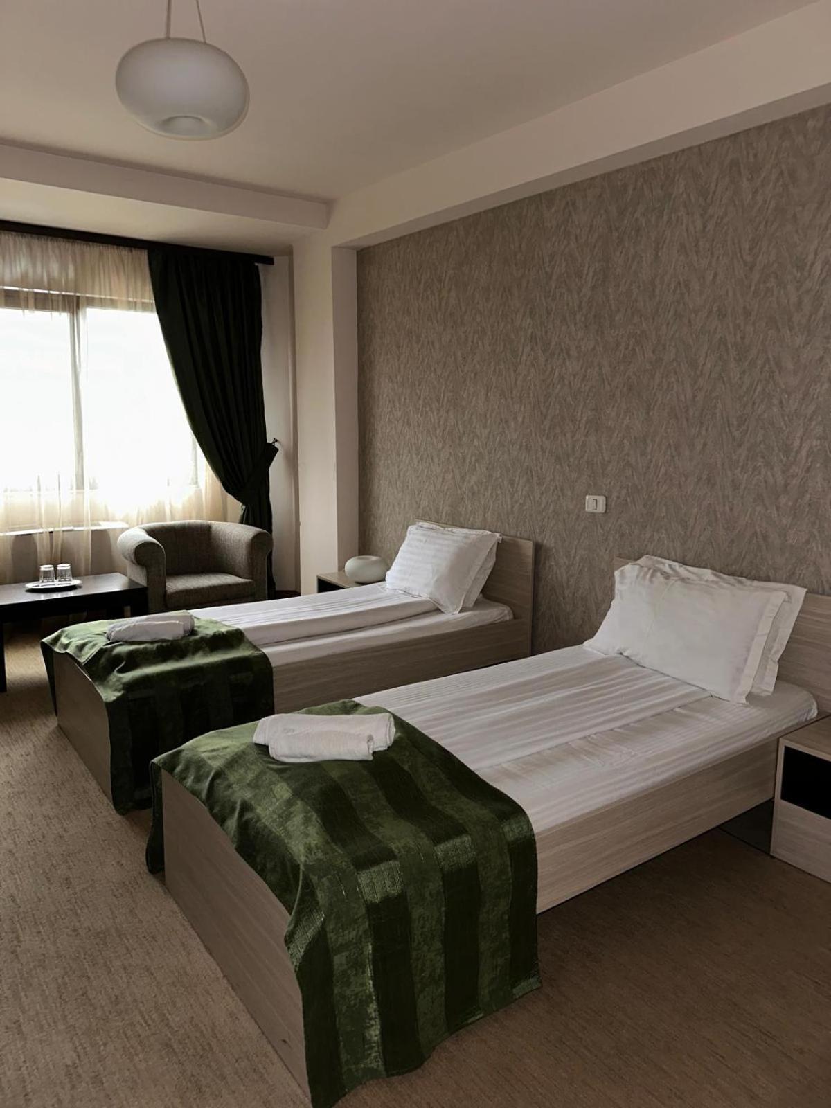 Hotel Davos Deva Exterior photo